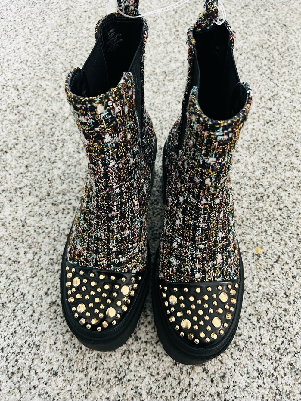 Jessica Simpson Jymmie Tweed Studded Platform Chelsea Boots 9.5 NWOB